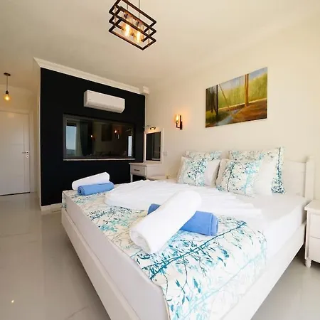 Muenih - Hill Villa Kalkan
